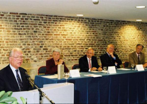 Minister of State Mark Eyskens and the members of the scientific committee of the Arenberg Prizes